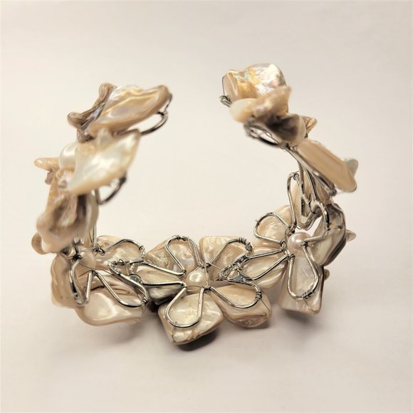 Cream White Pearl Adjustable Cuff Bangle Bracelet- NEW - Picture 7 of 12